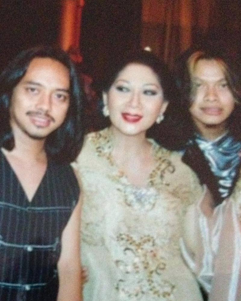 Instagram.com/dewabudjana